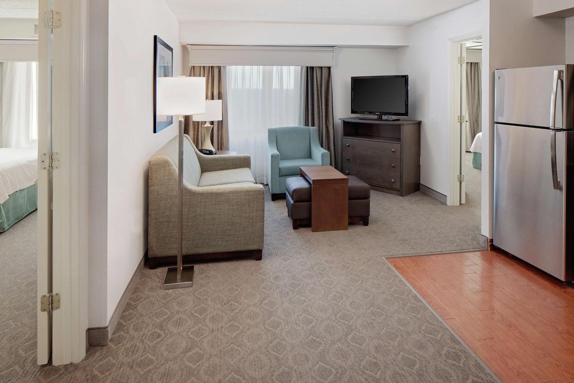 Homewood Suites By Hilton Dallas Market Center Екстериор снимка