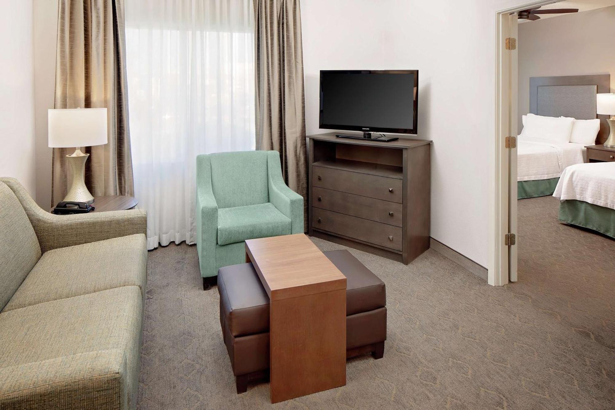 Homewood Suites By Hilton Dallas Market Center Екстериор снимка