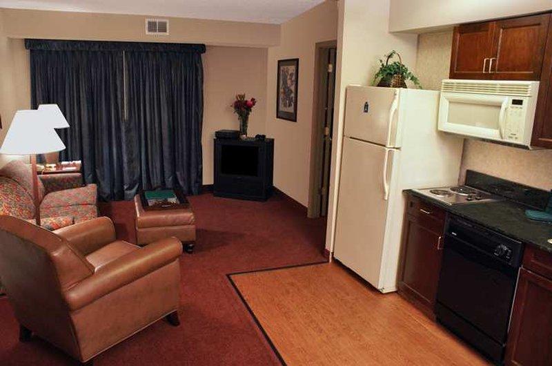 Homewood Suites By Hilton Dallas Market Center Екстериор снимка